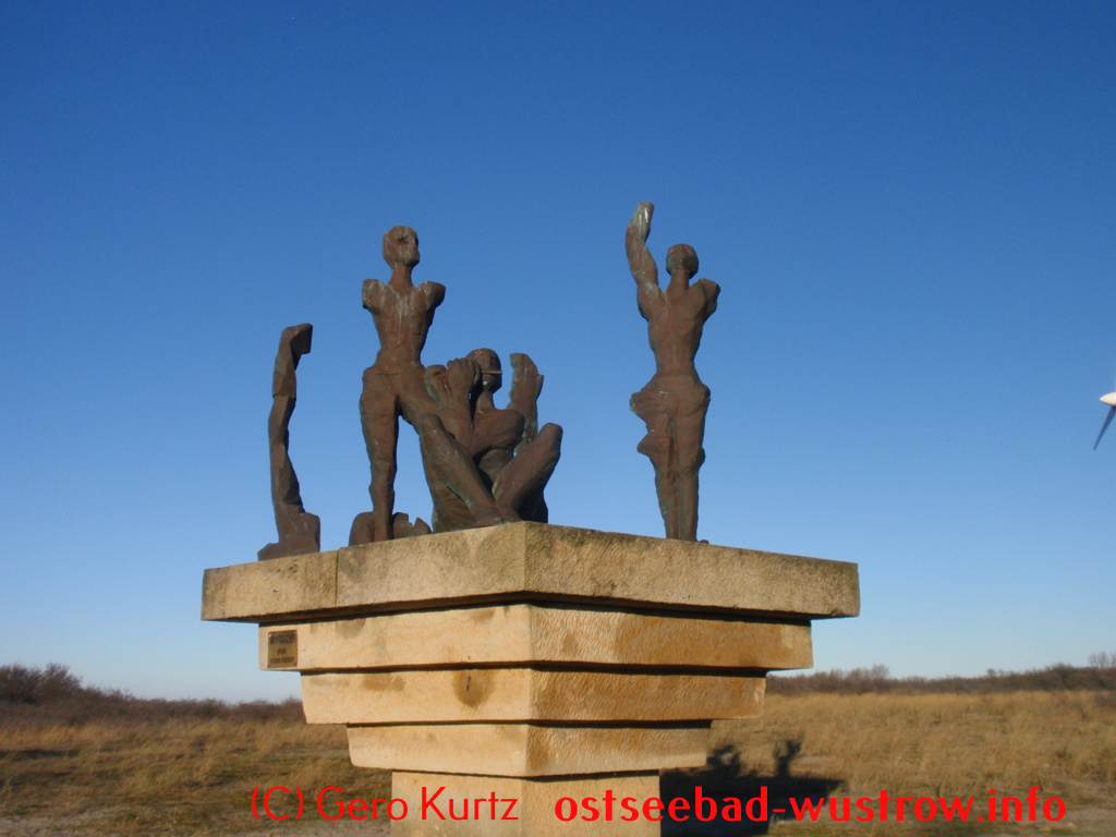 Skulpturenpark Wustrow - Menschengruppe Miteinander