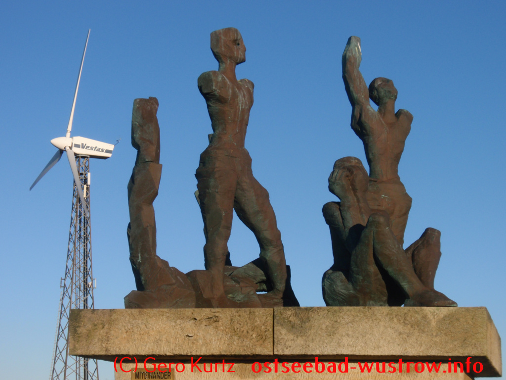 Skulpturenpark Wustrow - Menschengruppe Miteinander