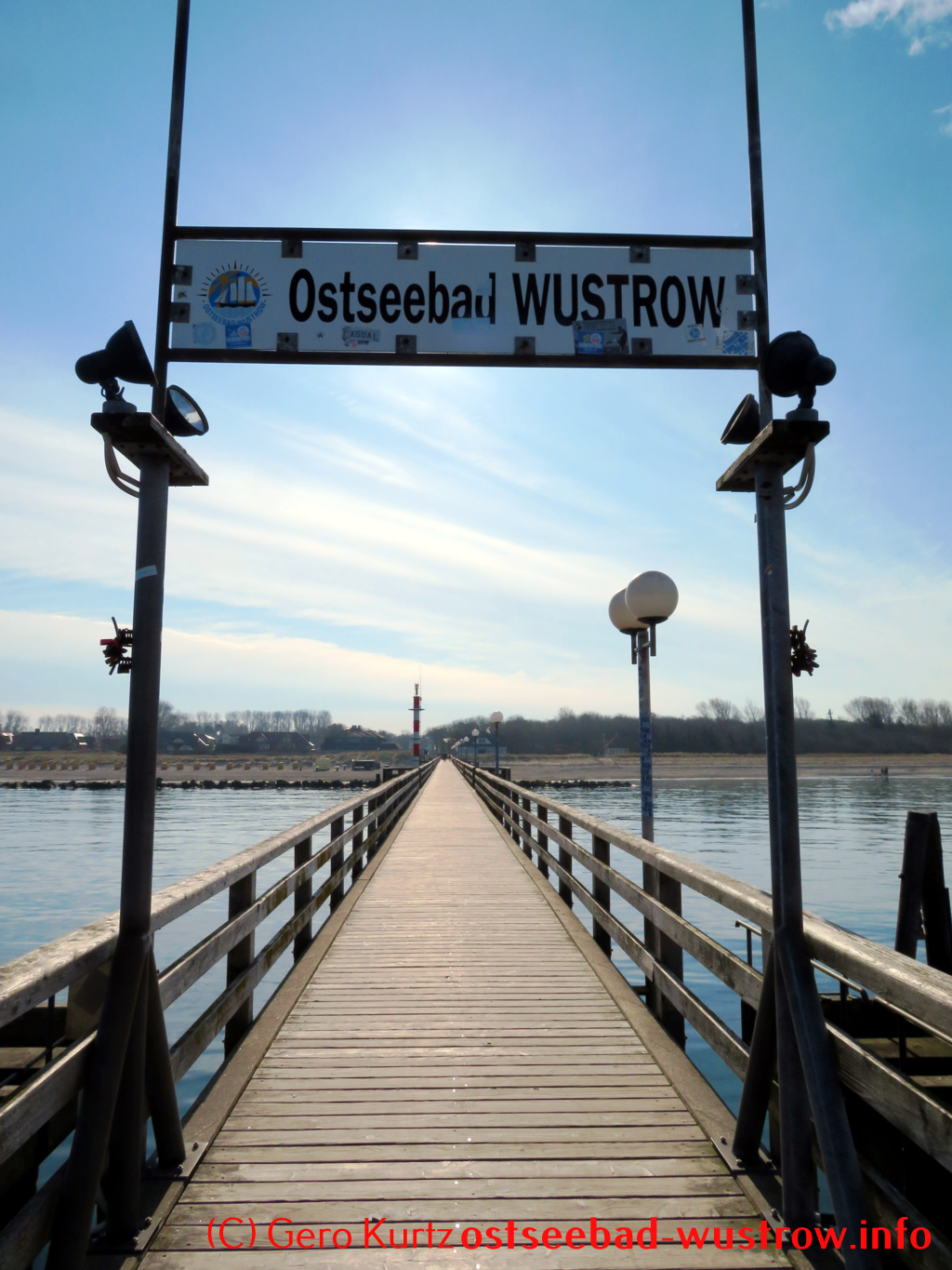 Seebrücke Ostseebad Wustrow - Seebrückenschild